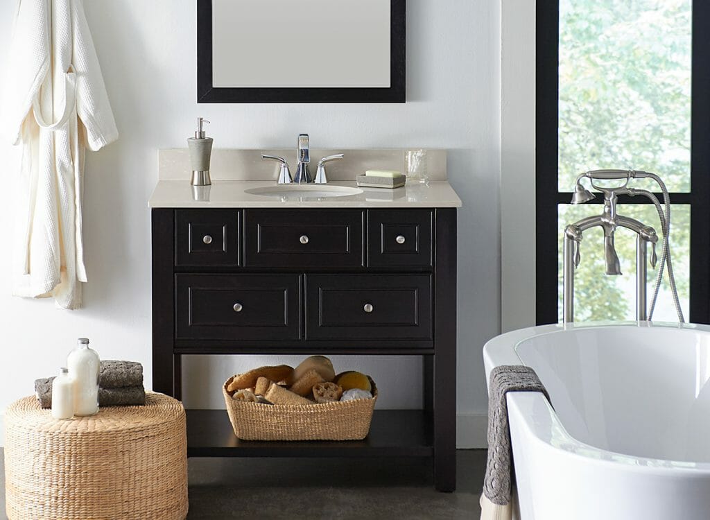 What Color Towels for Black and White Bathroom A Guide to Choosing the Right Color 791 - What Color Towels for Black and White Bathroom: A Guide to Choosing the Right Color